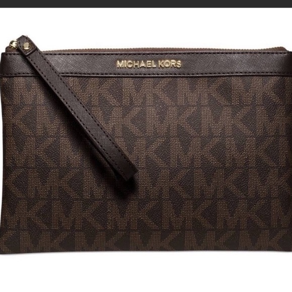 Michael Kors Handbags - MICHAEL Michael Kors
Kieran XL Zip Clutch